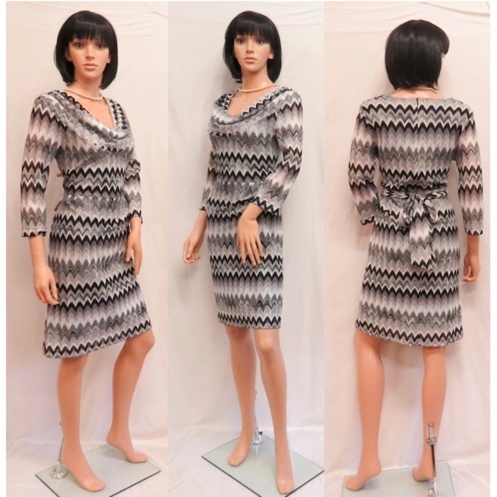 ALEX MARIE Carnaby Street Black Gray Ivory Zigzag Knit Dress 8P